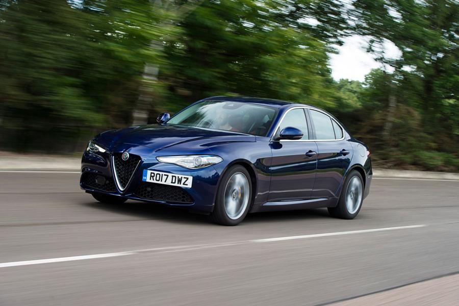  Alfa Romeo Giulia Q2 (952) 2016 года  (UK) (фото 35 из 43)